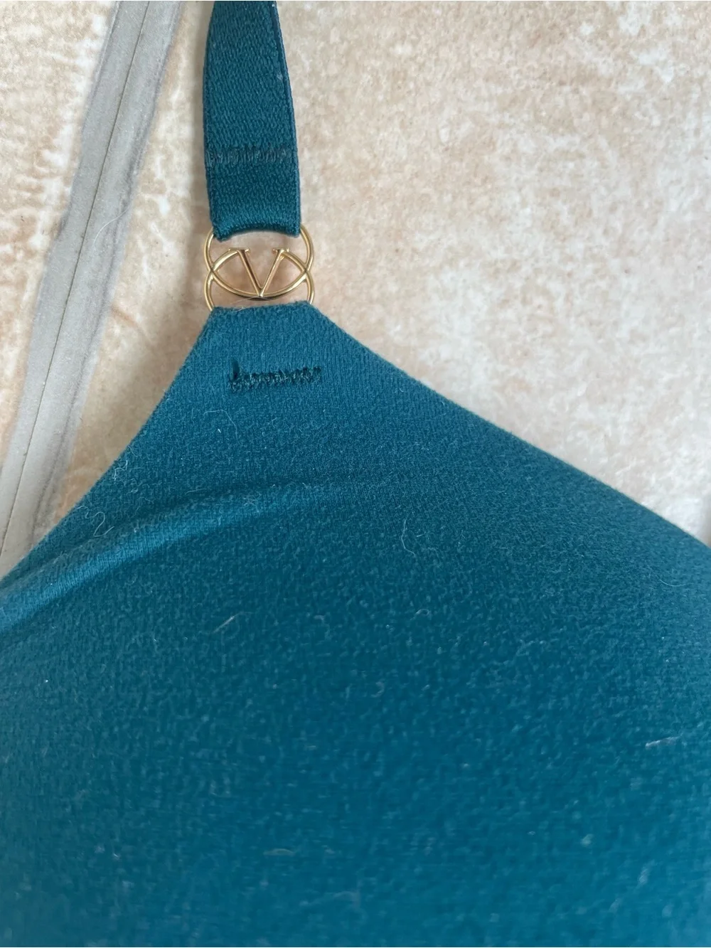 Victoria Secret Love Cloud Smooth Wireless Push Up Plunge Bra, Teal; 34D